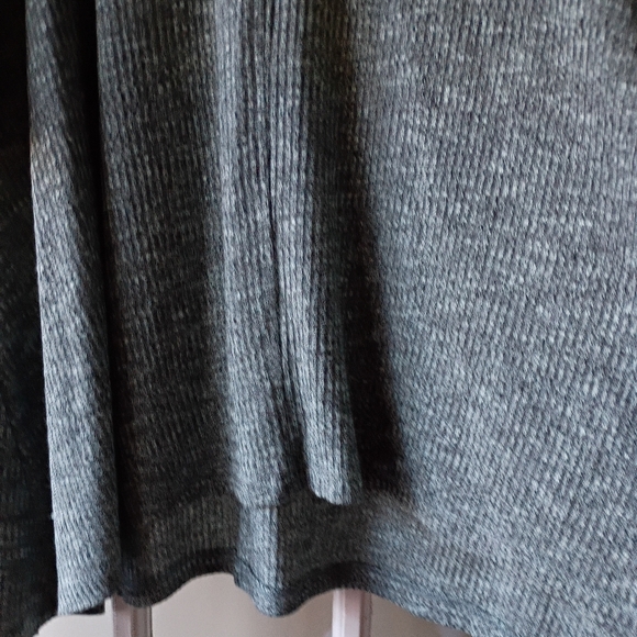 Catherines Women's Plus Size Impossibly Soft Tunic & Scarf Duet 2X - Picture 13 of 15